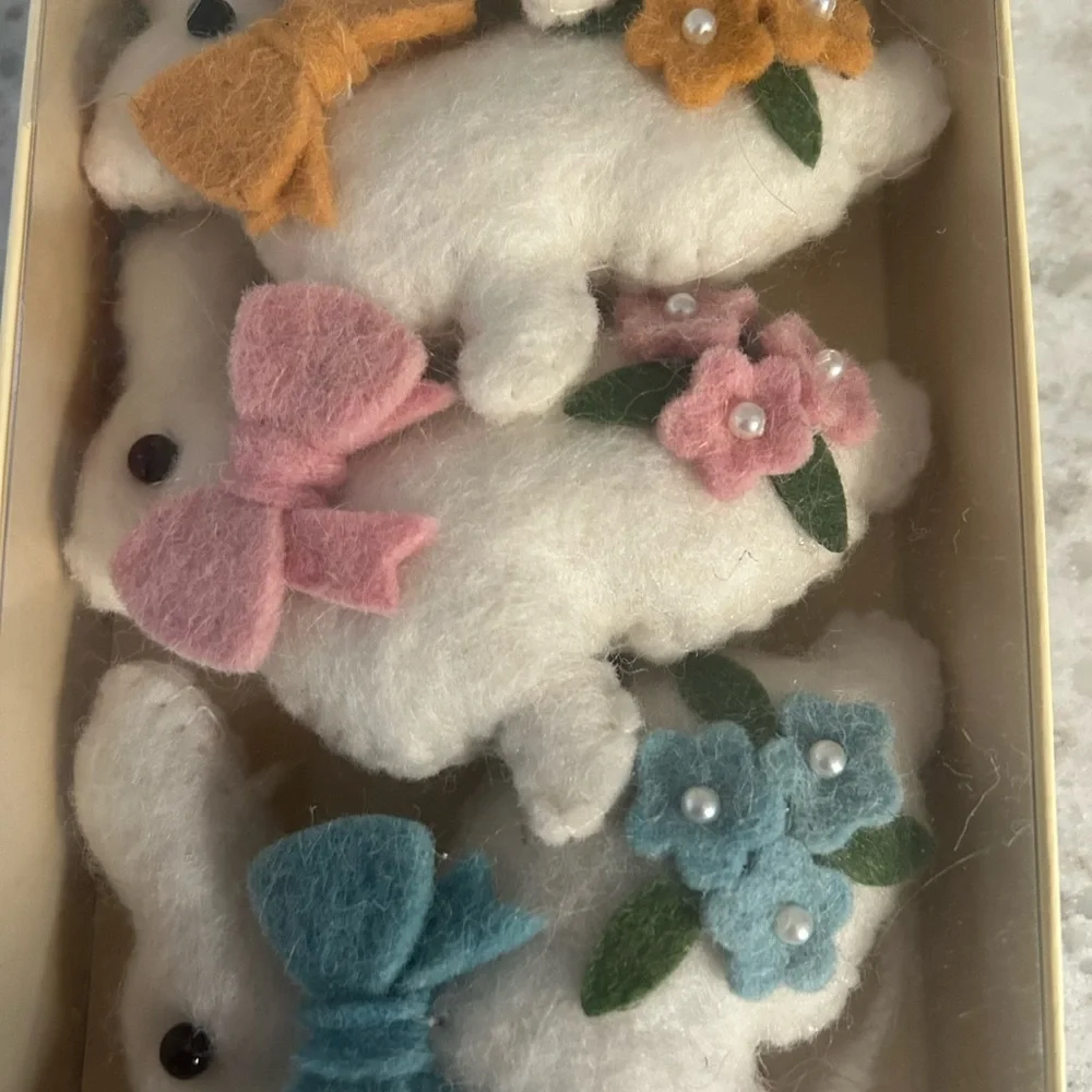 “New” Cottontail Lane Charming White Bunny Garland with Colorful Accents